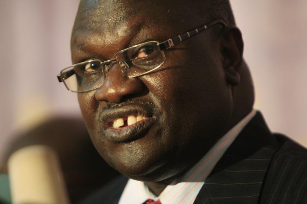 Machar Vows to Target Key Oil Fields